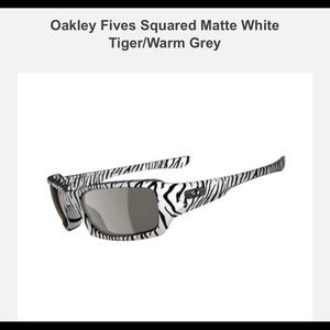 ⚪️Oakley White Tiger sunglasses ⚫️ Rare 🔥